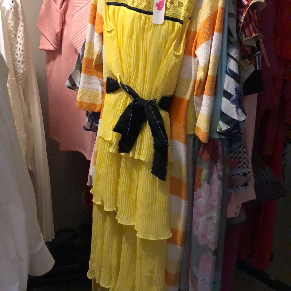 Elegant Tiered Lemon Maxi Dress